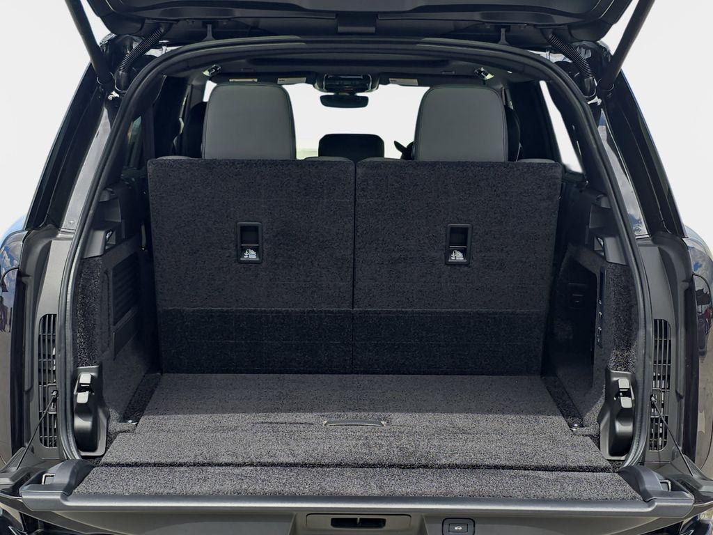 new 2026 Land Rover Range Rover car, priced at $156,785