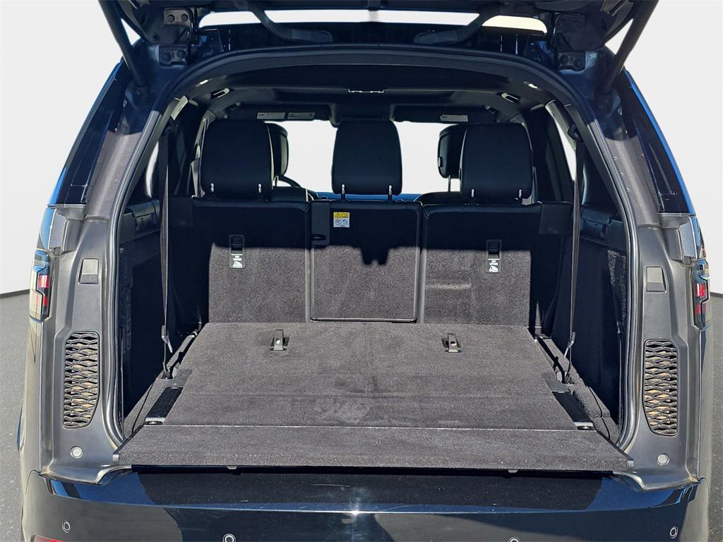 used 2023 Land Rover Discovery car, priced at $40,991
