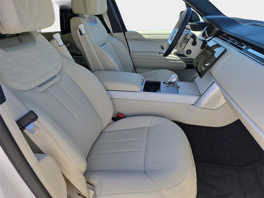 new 2025 Land Rover Range Rover car, priced at $284,270