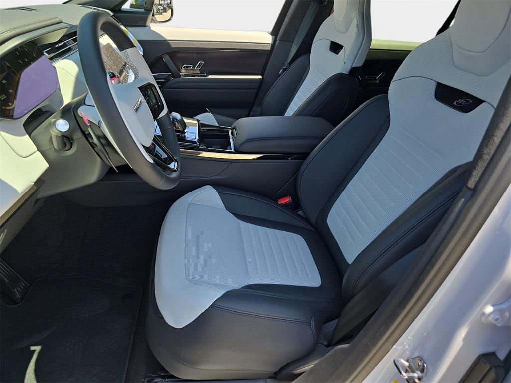 new 2025 Land Rover Range Rover Sport car, priced at $239,885