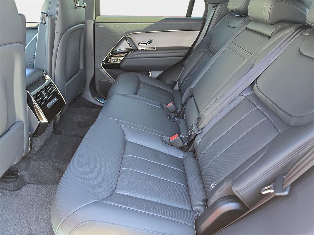 new 2025 Land Rover Range Rover Sport car, priced at $101,405