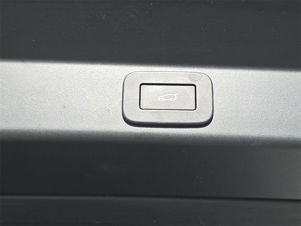 used 2024 Land Rover Range Rover Sport car, priced at $70,880