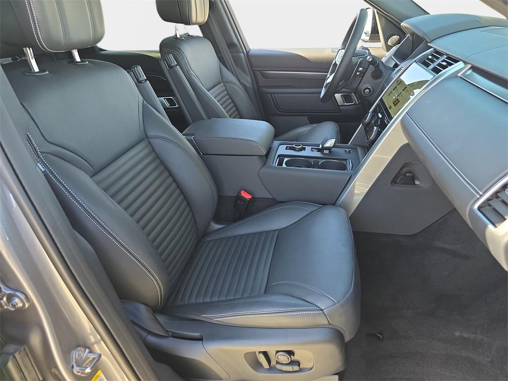 used 2025 Land Rover Discovery car, priced at $64,990