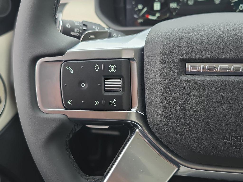 new 2026 Land Rover Discovery car, priced at $75,161