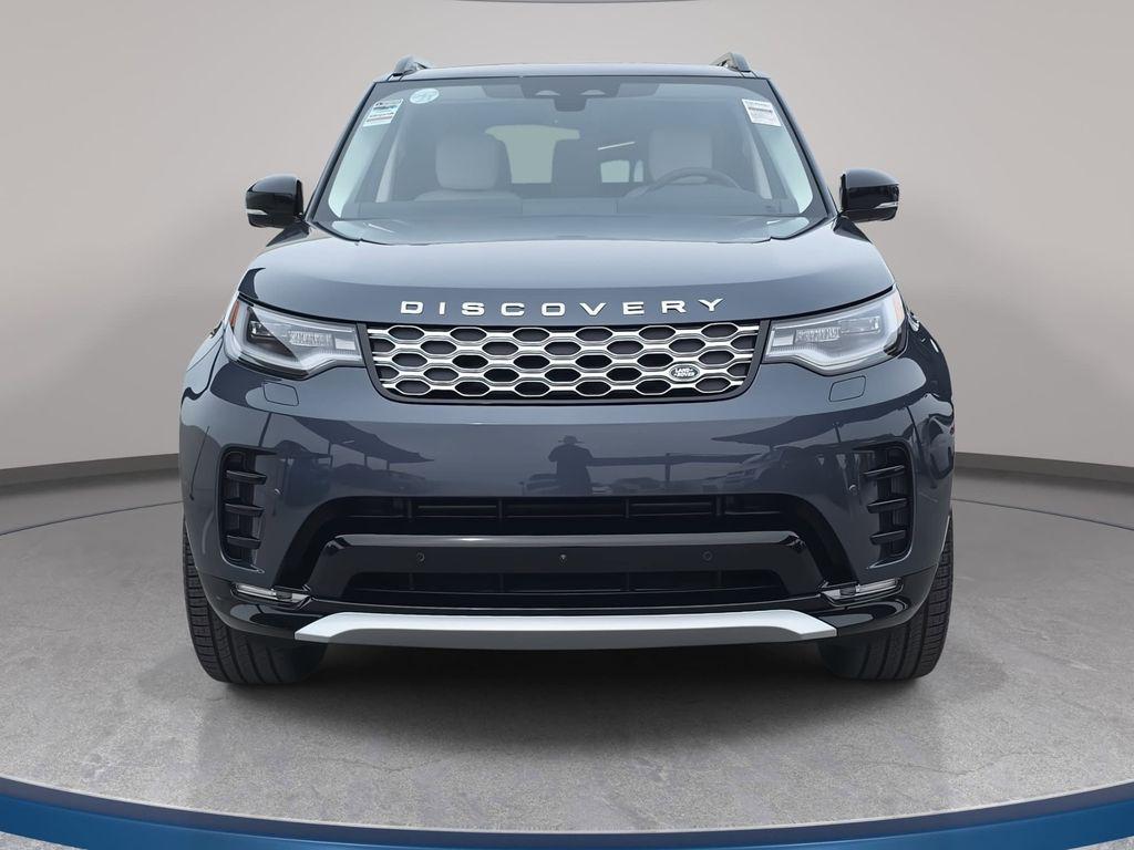 new 2026 Land Rover Discovery car, priced at $75,161