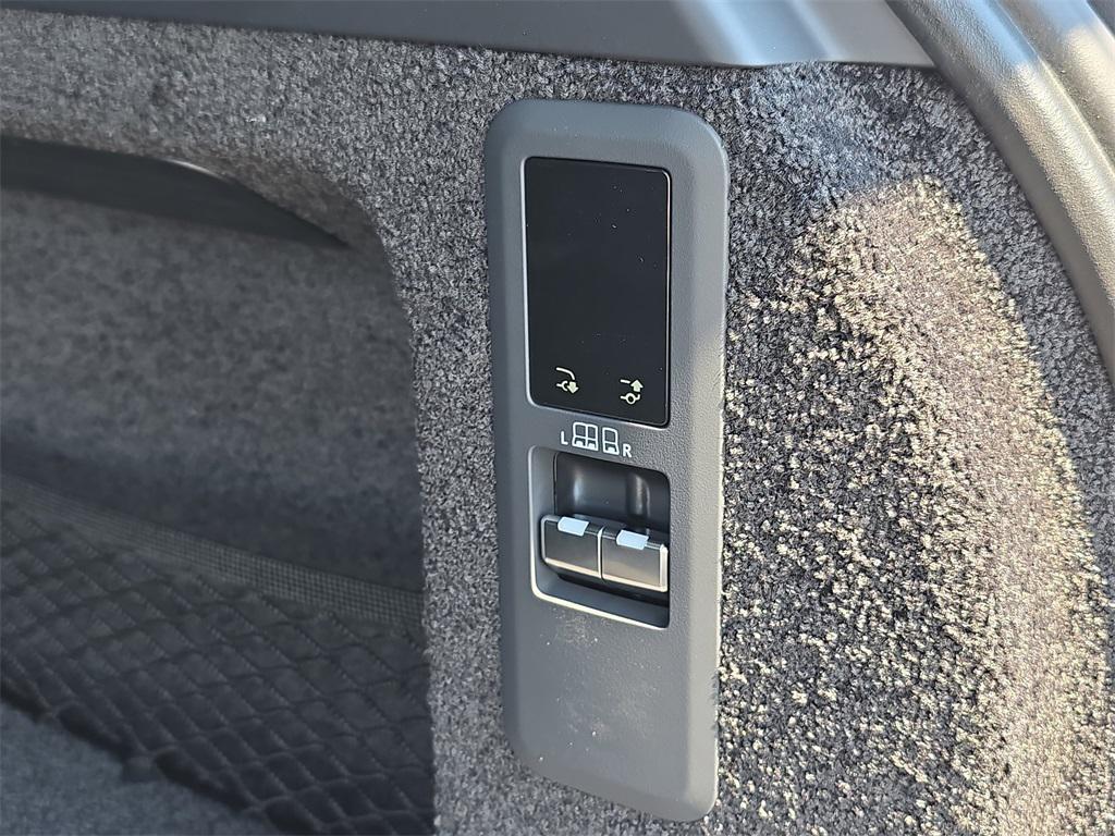 new 2025 Land Rover Range Rover car, priced at $152,785