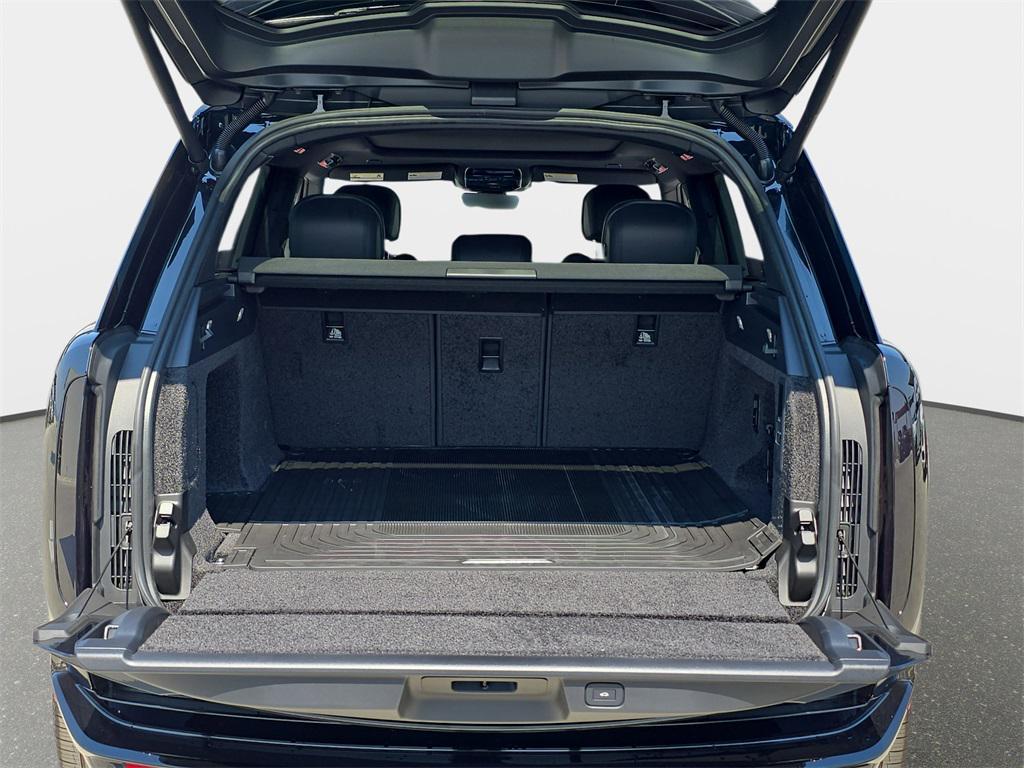 new 2025 Land Rover Range Rover car, priced at $152,785