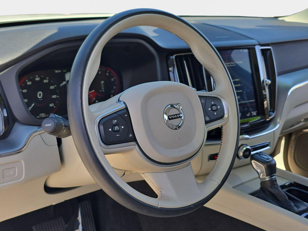 used 2020 Volvo XC60 car, priced at $20,625