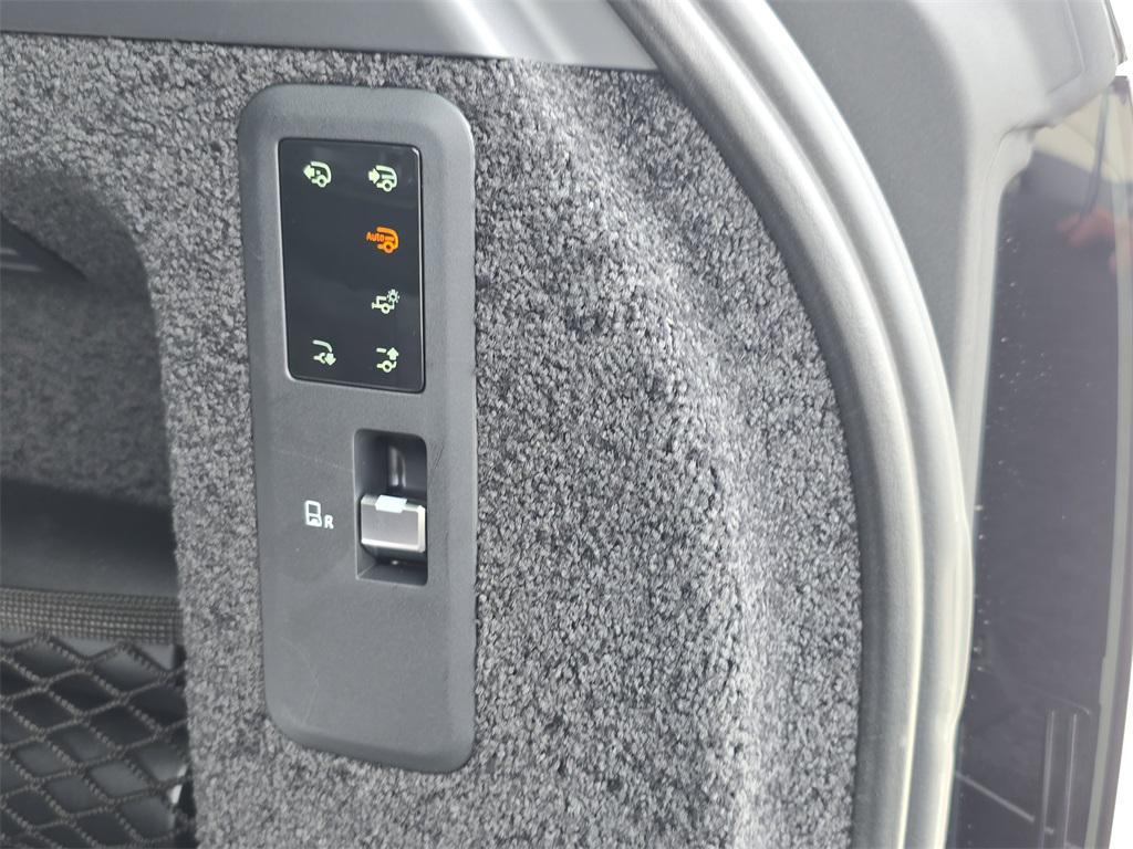 new 2025 Land Rover Range Rover car, priced at $273,020