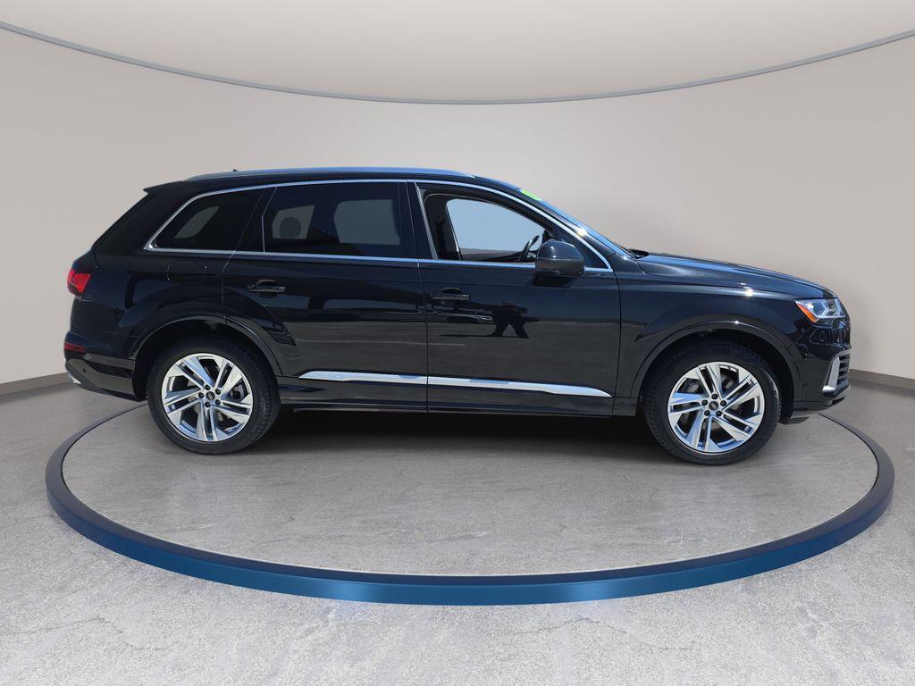 used 2023 Audi Q7 car, priced at $43,575