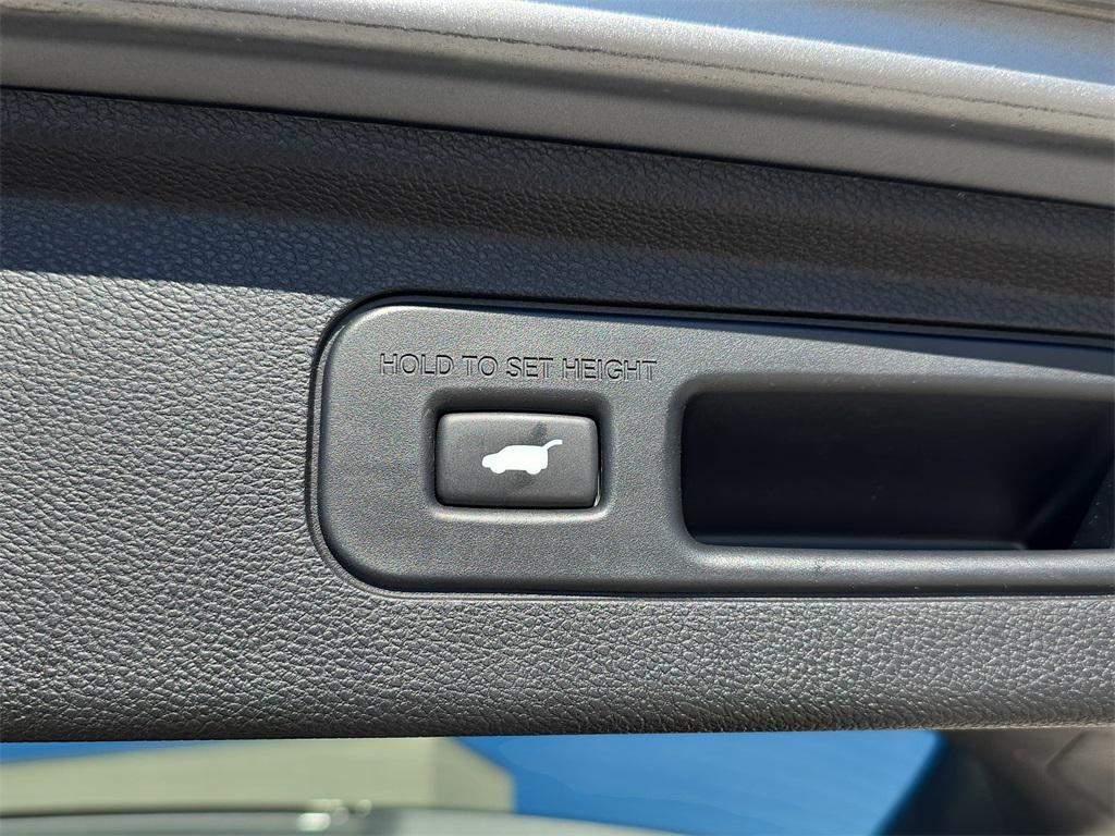 used 2024 Honda Odyssey car, priced at $37,199