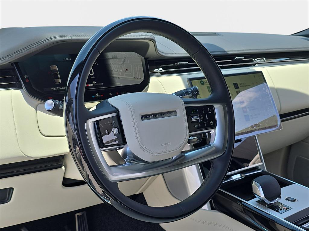new 2025 Land Rover Range Rover car, priced at $157,285
