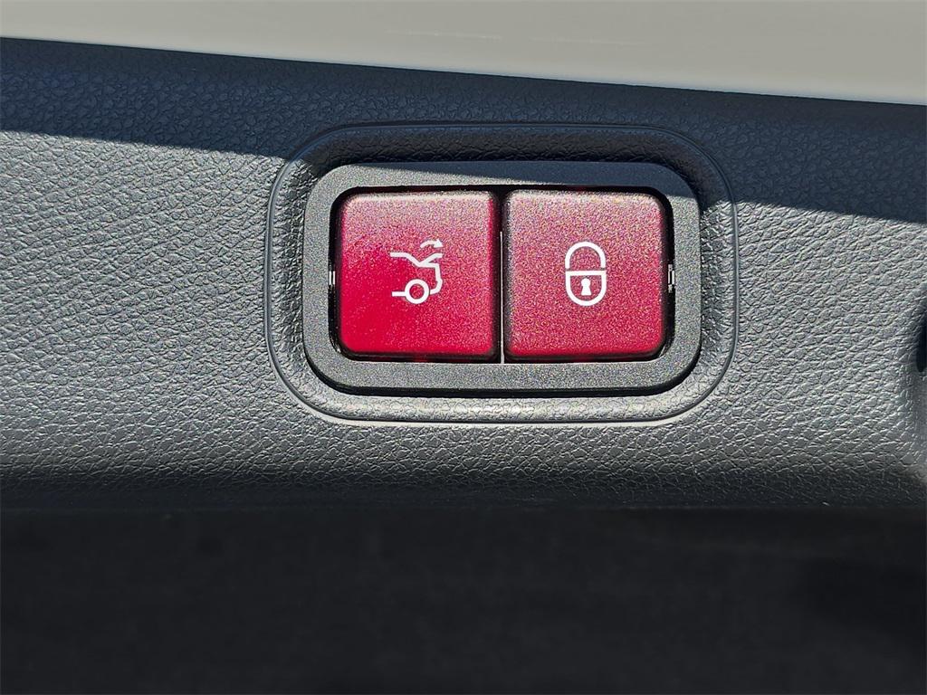 used 2018 Mercedes-Benz E-Class car, priced at $22,940