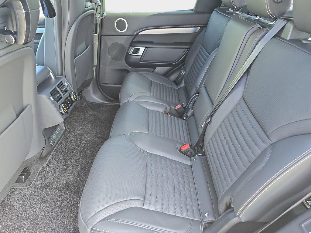 new 2026 Land Rover Discovery car, priced at $87,826