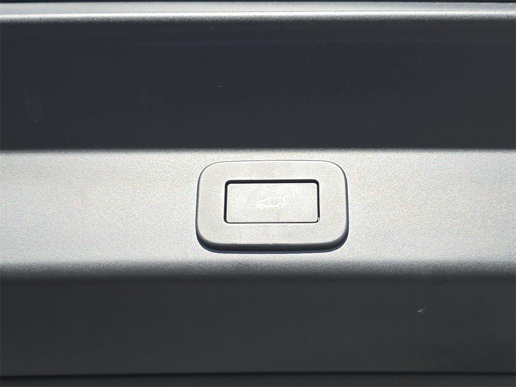 used 2023 Land Rover Range Rover Sport car, priced at $70,830