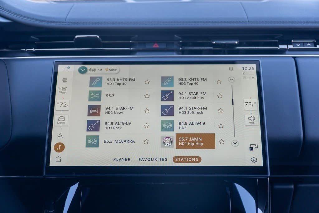 new 2025 Land Rover Range Rover Sport car, priced at $111,560