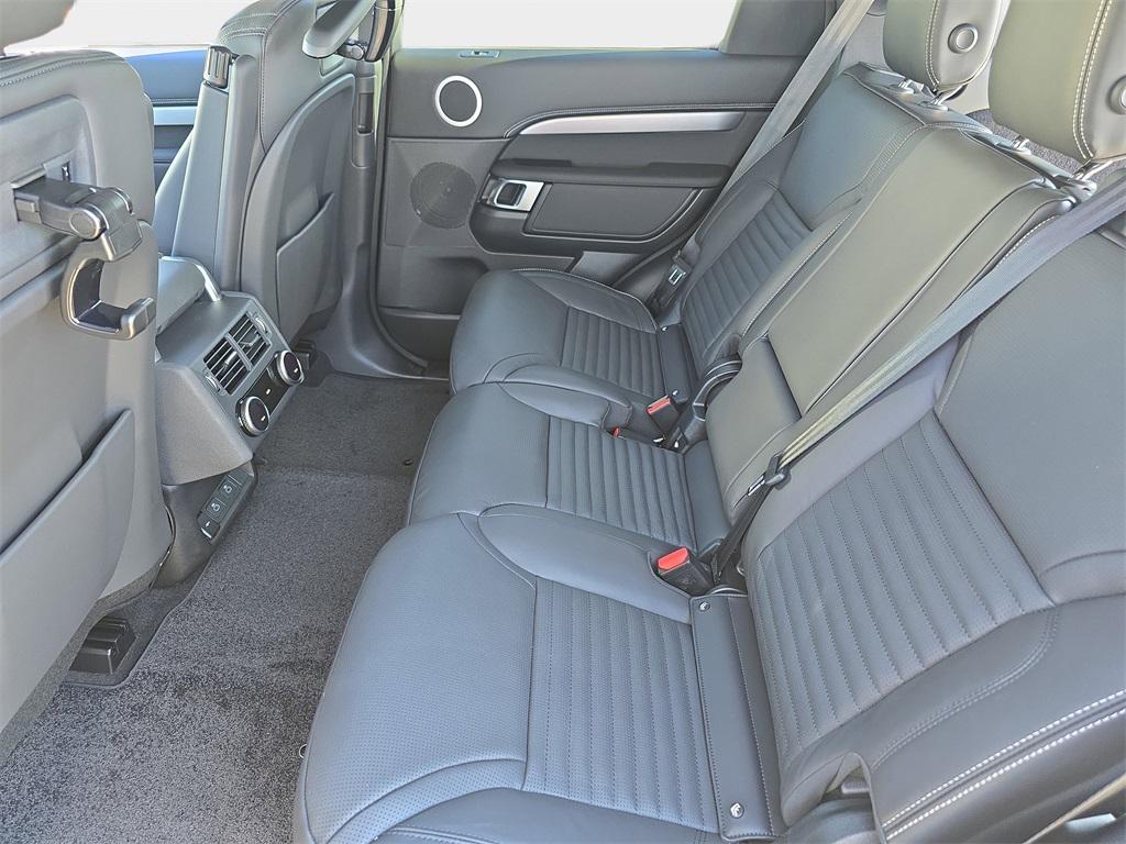 new 2026 Land Rover Discovery car, priced at $78,226