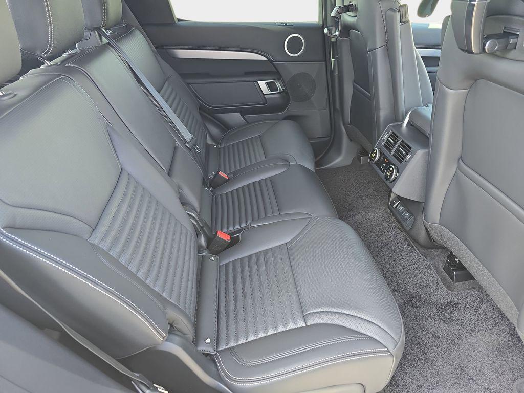 new 2026 Land Rover Discovery car, priced at $75,276