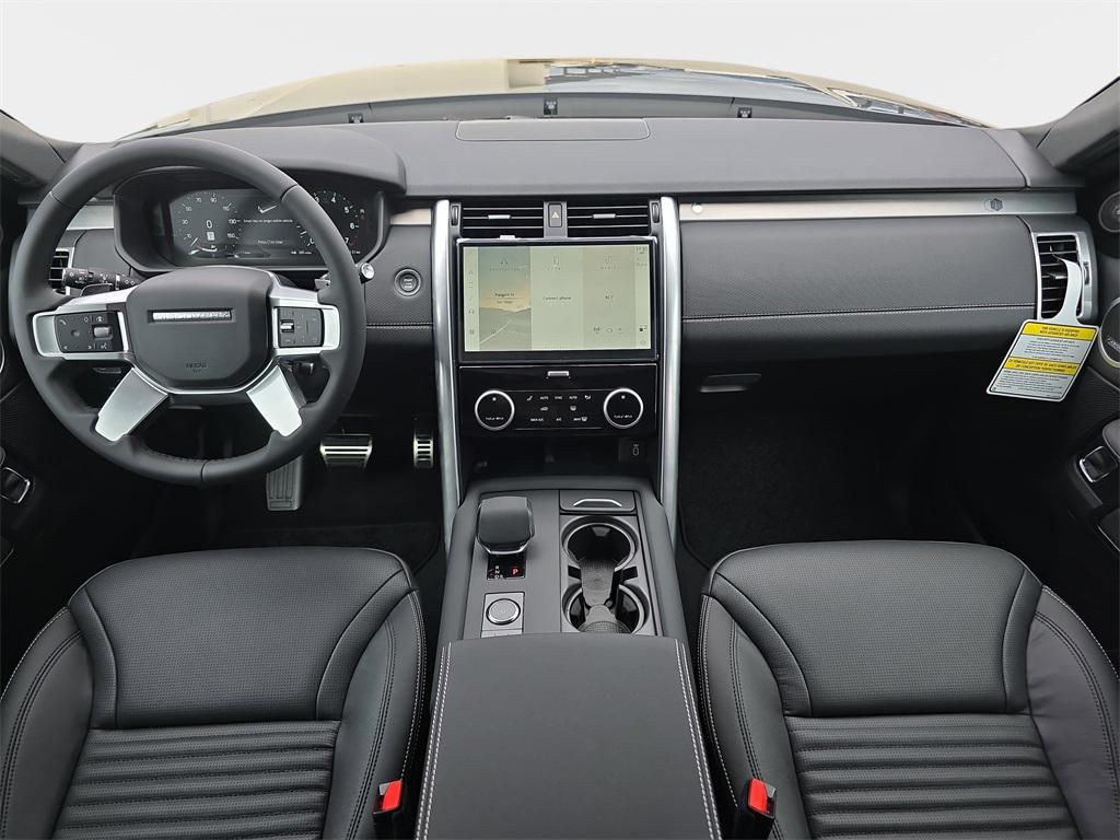 new 2026 Land Rover Discovery car, priced at $75,876