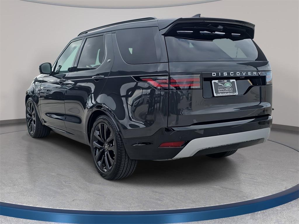 new 2026 Land Rover Discovery car, priced at $75,876