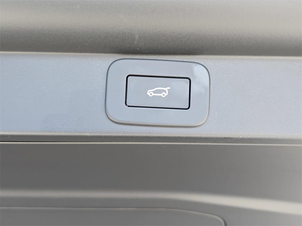 used 2025 Land Rover Range Rover car, priced at $130,990