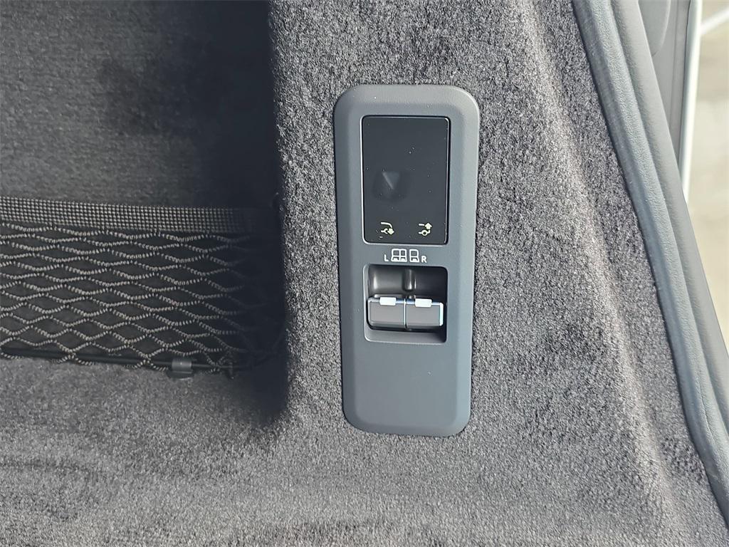 new 2026 Land Rover Range Rover Sport car, priced at $99,315