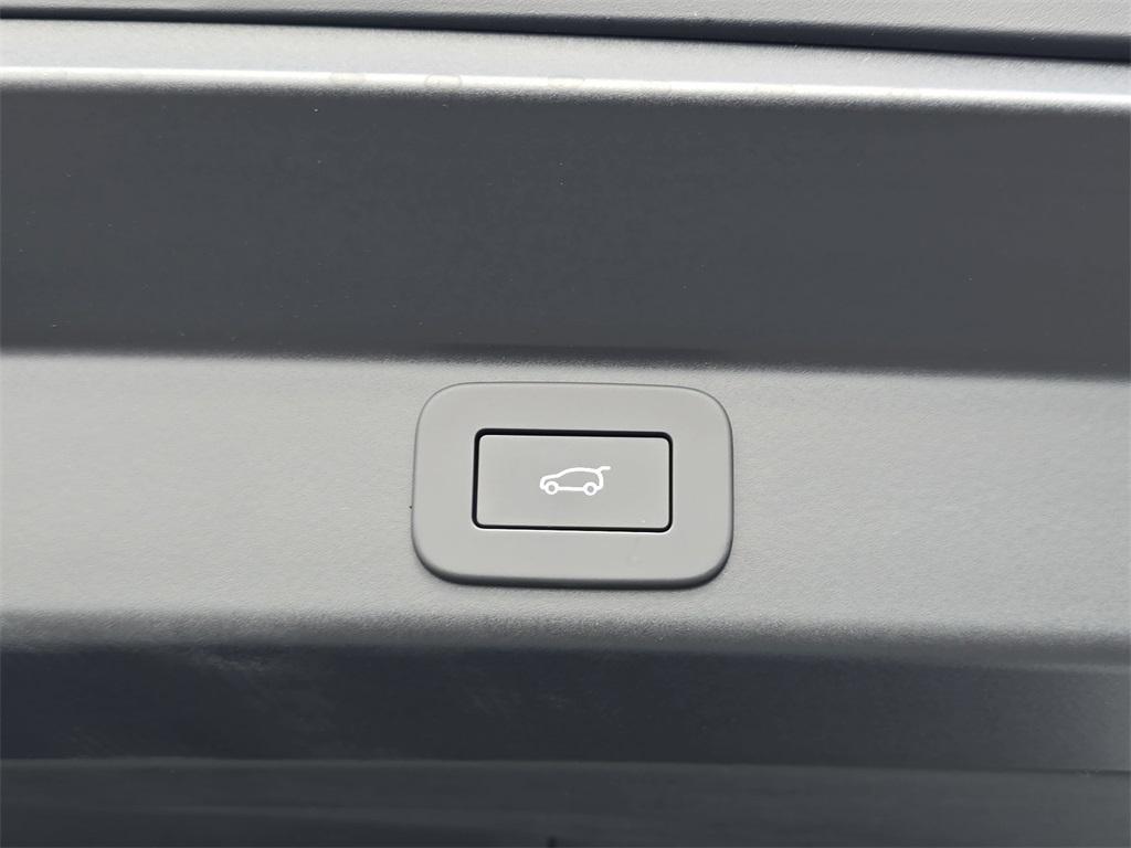 new 2026 Land Rover Range Rover Sport car, priced at $99,315