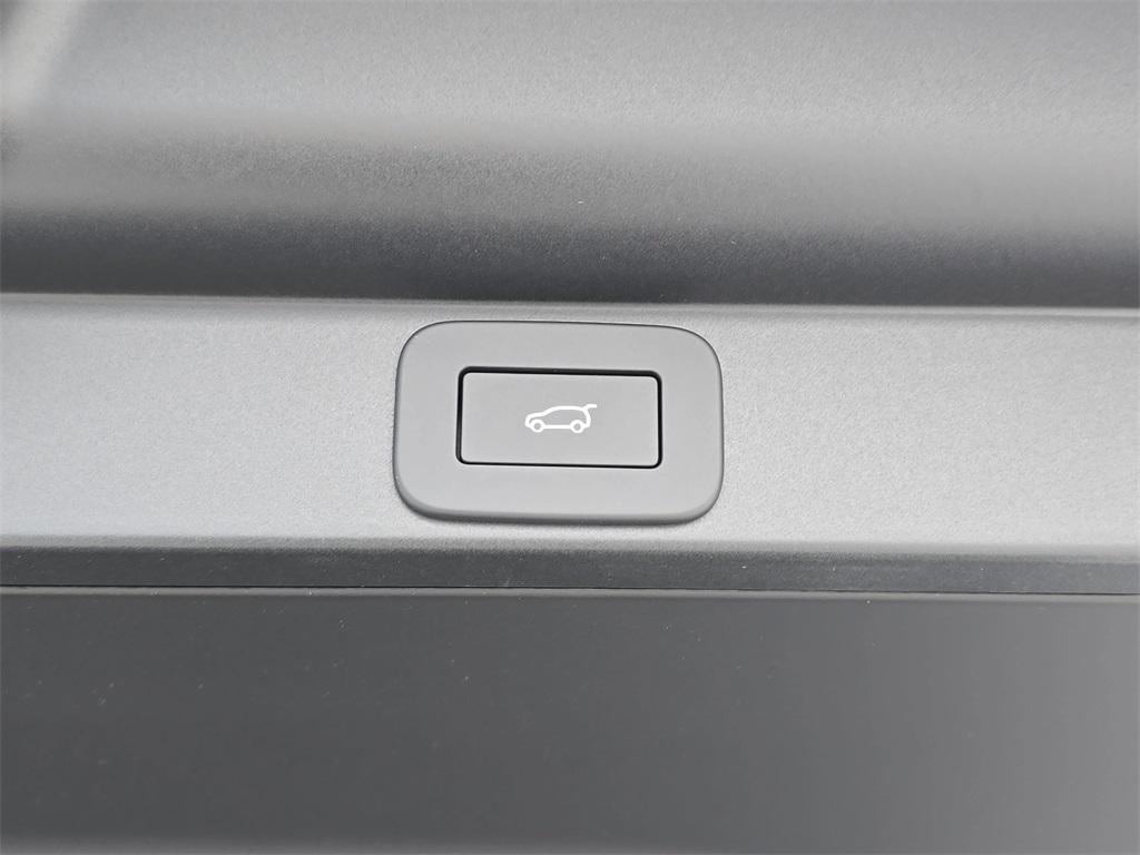 new 2026 Land Rover Range Rover car, priced at $134,785