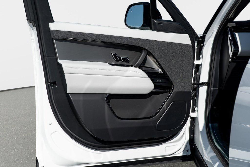 new 2025 Land Rover Range Rover Sport car, priced at $99,607