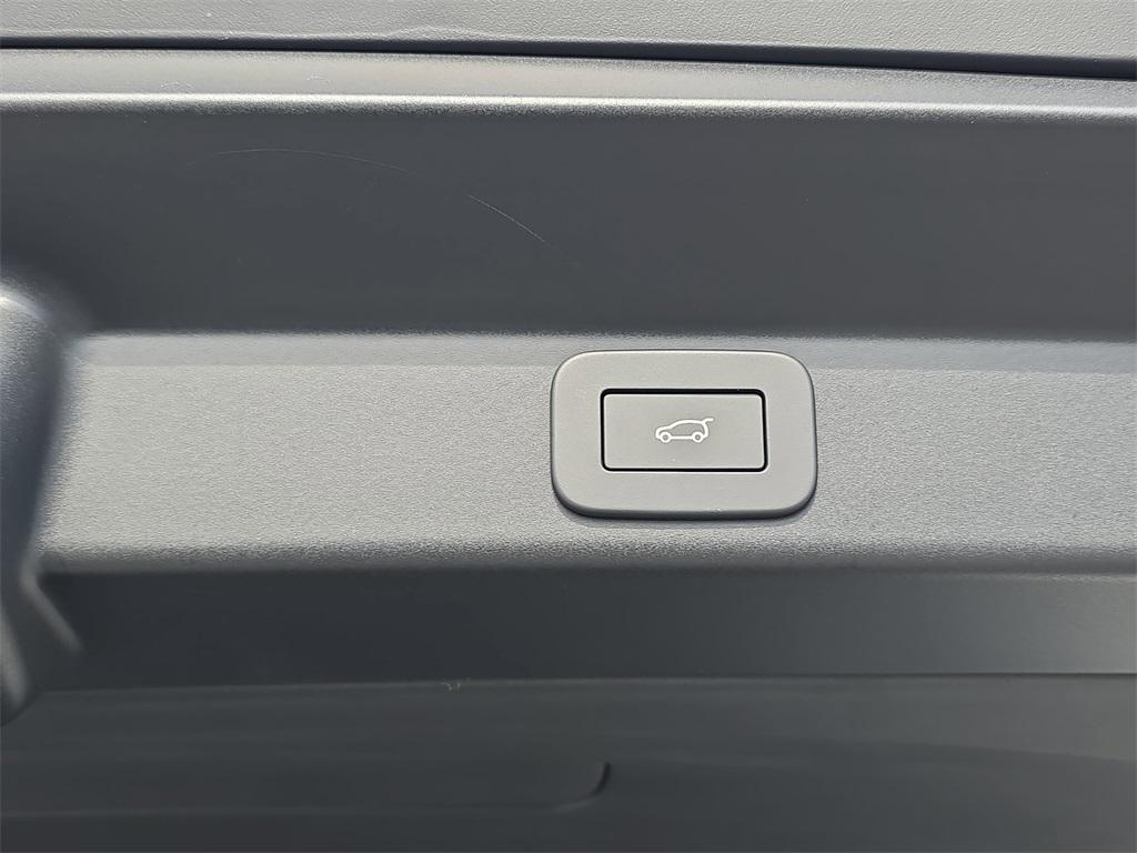 new 2026 Land Rover Range Rover Sport car, priced at $91,460