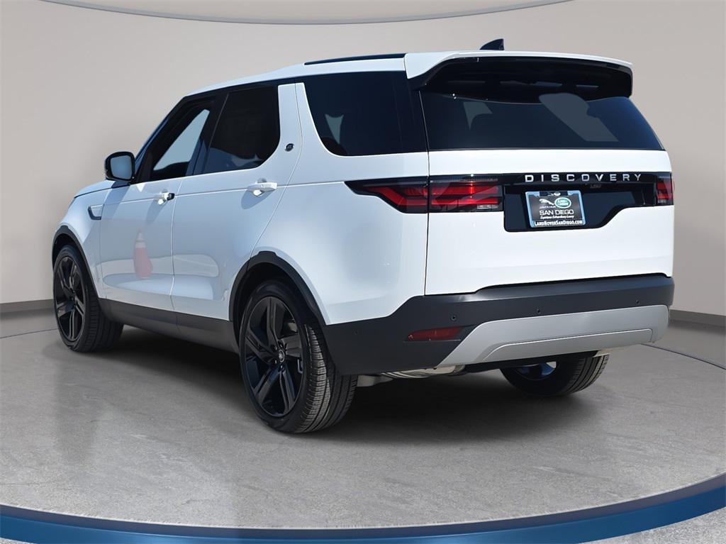 new 2025 Land Rover Discovery car, priced at $66,343