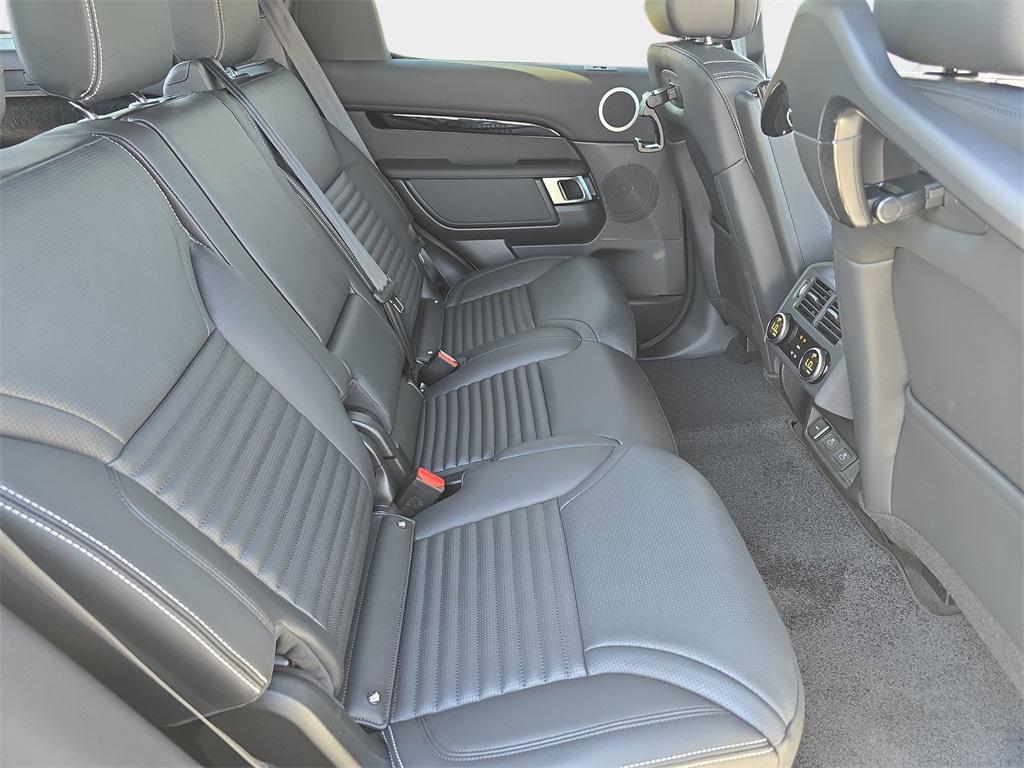 new 2025 Land Rover Discovery car, priced at $66,343