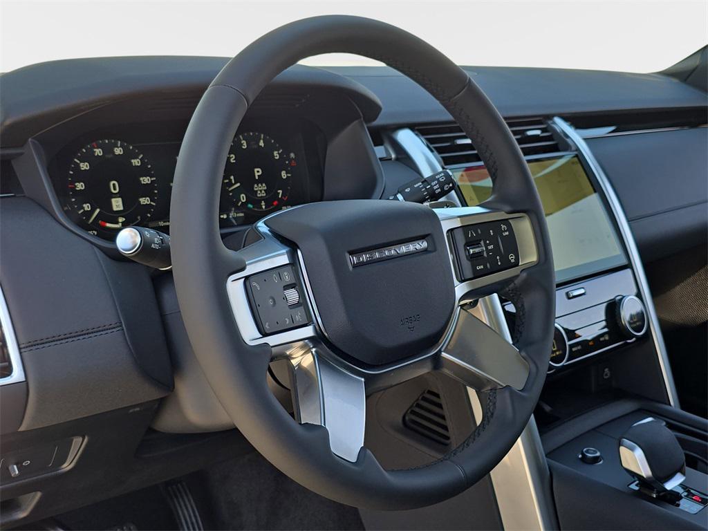 new 2025 Land Rover Discovery car, priced at $66,343
