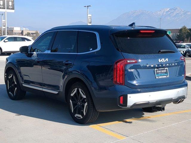 used 2024 Kia Telluride car, priced at $33,628