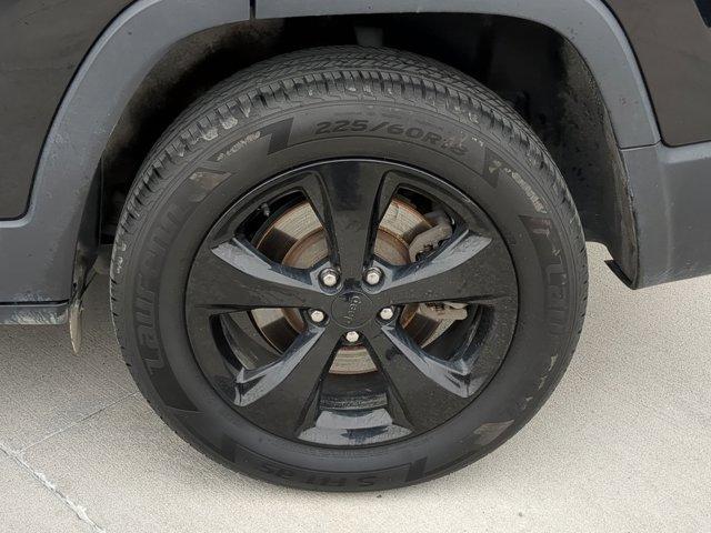 used 2019 Jeep Cherokee car, priced at $15,096