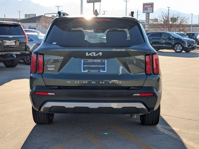 used 2022 Kia Sorento car, priced at $30,422