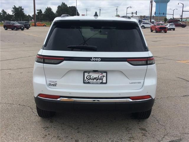 new 2025 Jeep Grand Cherokee car, priced at $46,900