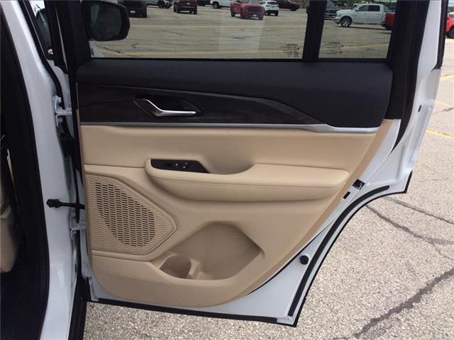 new 2025 Jeep Grand Cherokee car, priced at $46,900