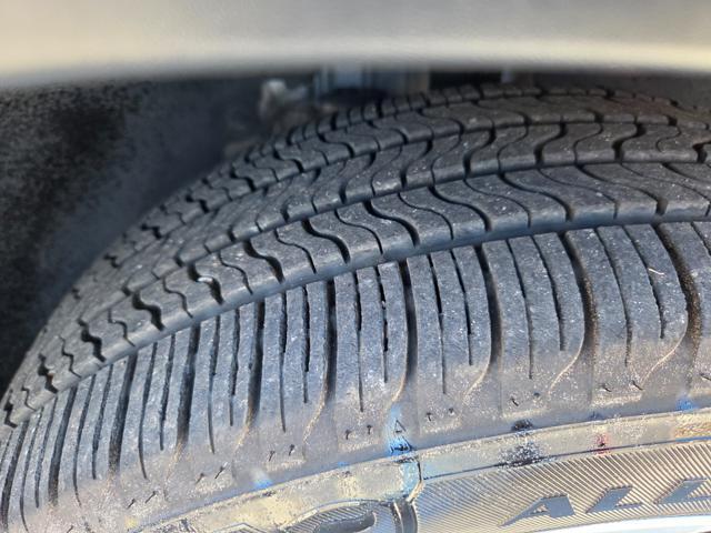 used 2019 Jeep Cherokee car, priced at $16,499