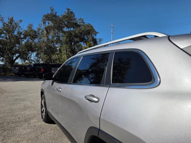 used 2019 Jeep Cherokee car, priced at $16,499