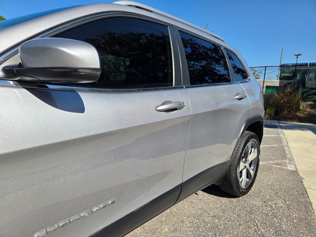 used 2019 Jeep Cherokee car, priced at $16,499
