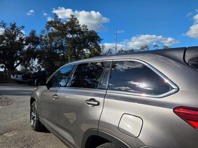 used 2018 Toyota Highlander car, priced at $18,495