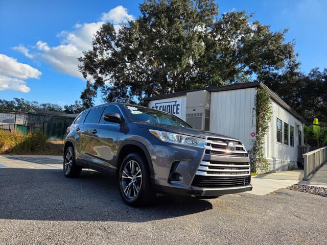 used 2018 Toyota Highlander car, priced at $18,495