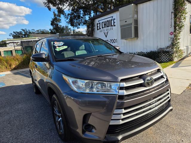 used 2018 Toyota Highlander car, priced at $18,495