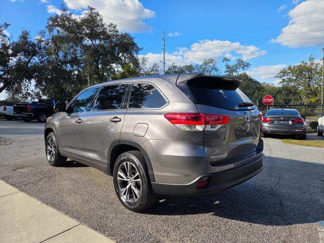 used 2018 Toyota Highlander car, priced at $18,495