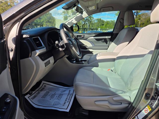 used 2018 Toyota Highlander car, priced at $18,495