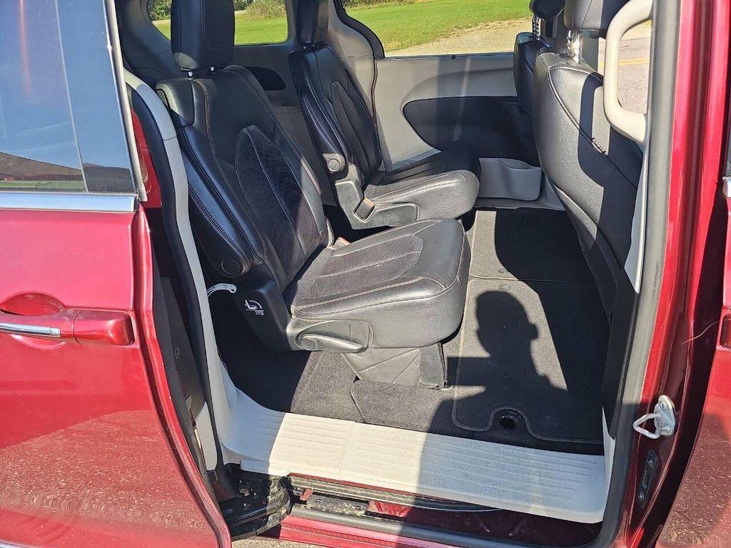 used 2018 Chrysler Pacifica car, priced at $11,500