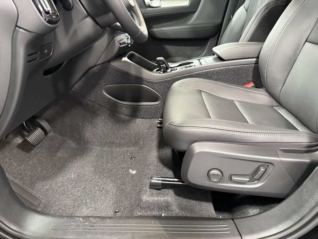 new 2026 Volvo XC40 car, priced at $47,350