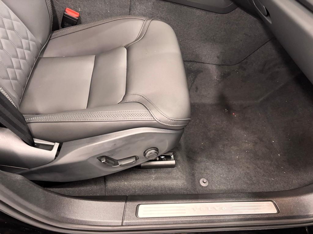 new 2026 Volvo XC60 car, priced at $57,985