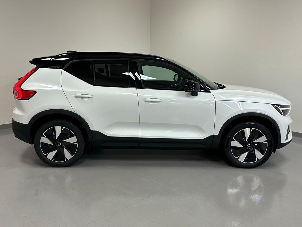 new 2024 Volvo XC40 Recharge Pure Electric car, priced at $41,414